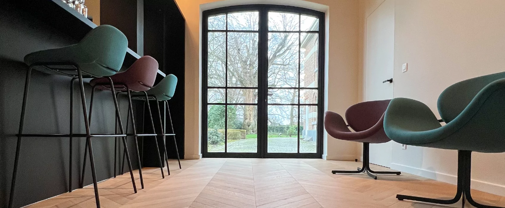 Glaede Interieurarchitecten: Dé Specialist in Kantoorinrichting voor Zakelijke Dienstverleners