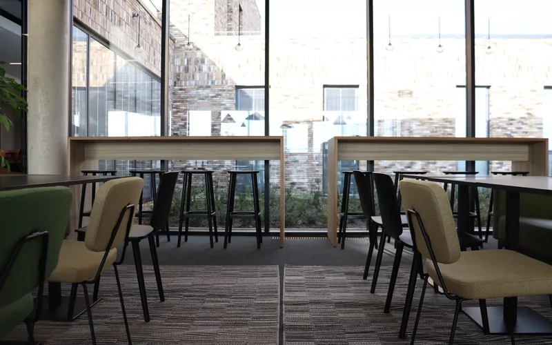 Wat is een werkcafé en waarom kan jouw bedrijf niet zonder?