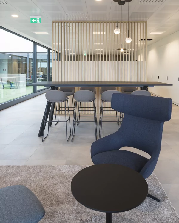 Nicolaï Fruit: Kantoorinrichting op Maat